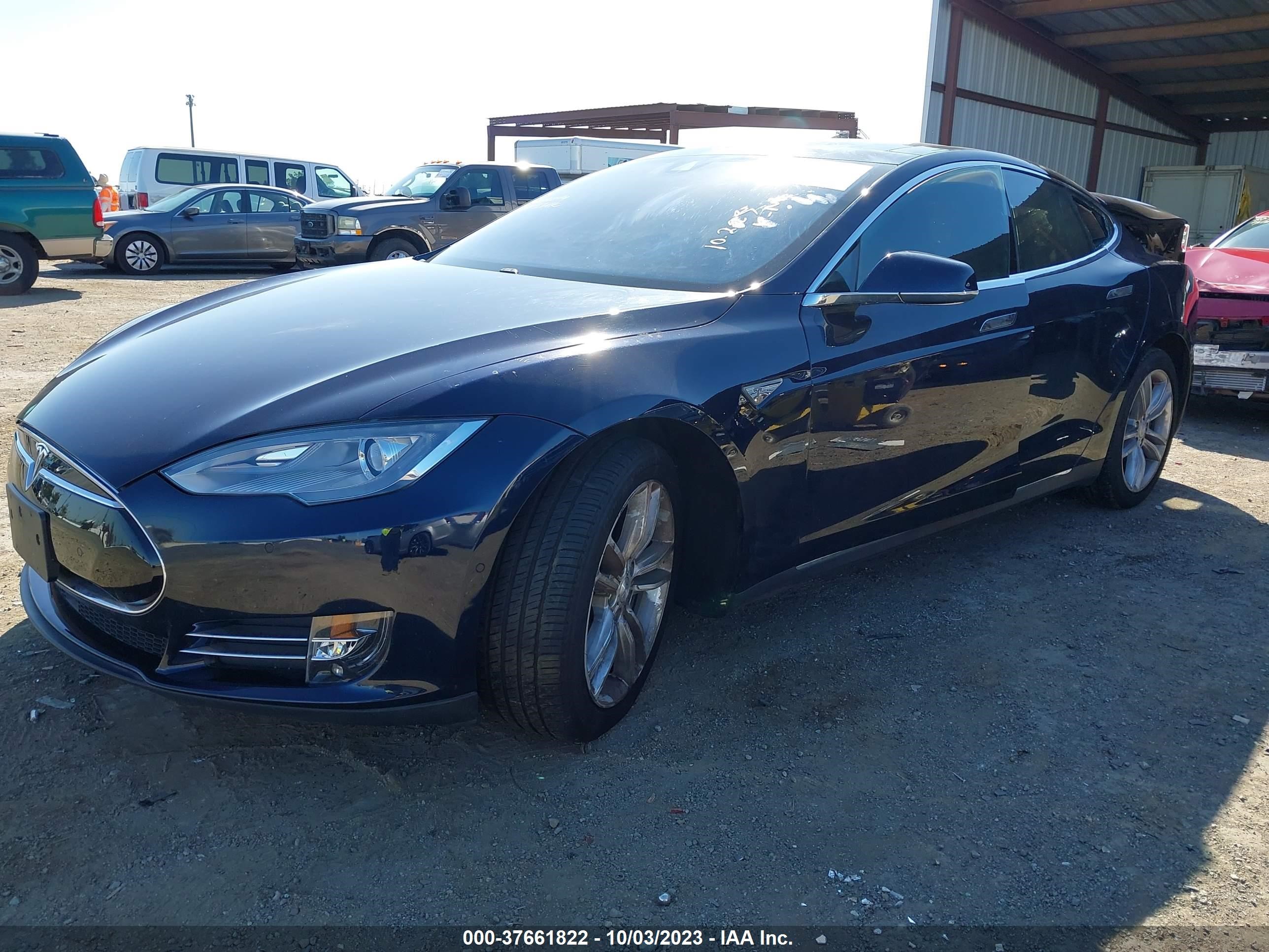 5YJSA1H16FFP77768  tesla model s 2015 IMG 1