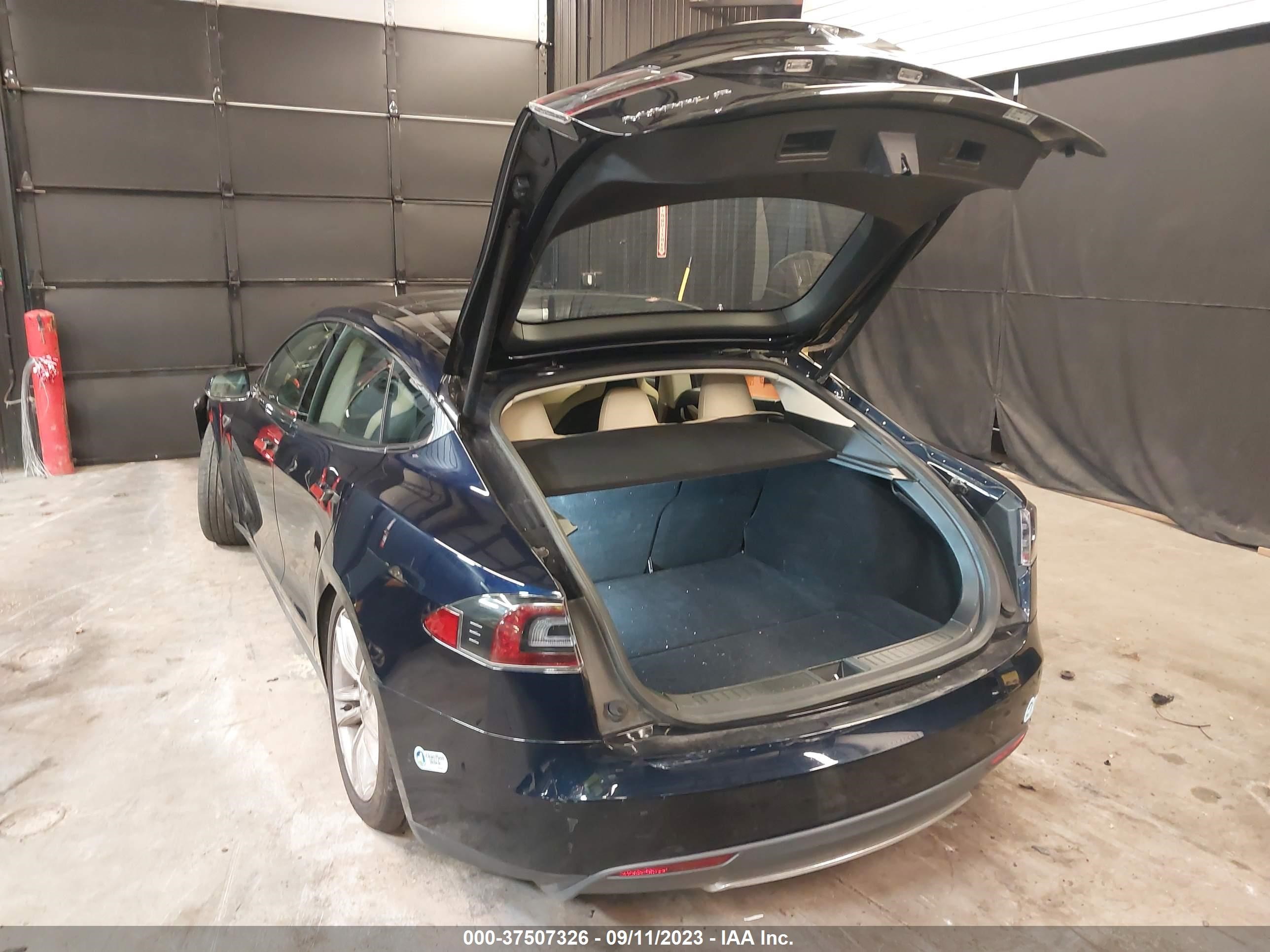 5YJSA1H24FFP71315  tesla model s 2015 IMG 2