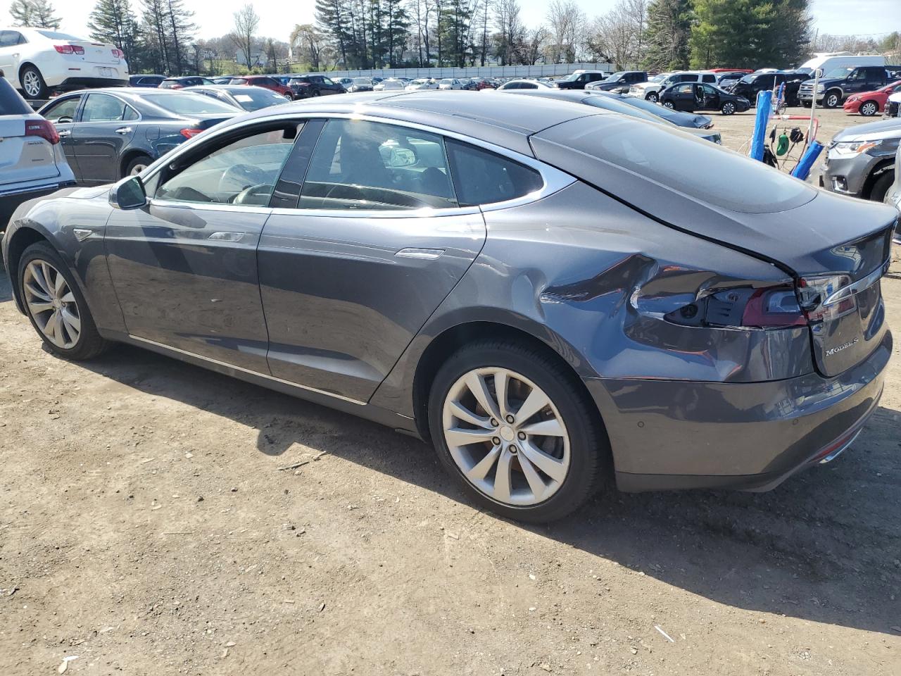 5YJSA1H25FFP54734  tesla model s 2015 IMG 1