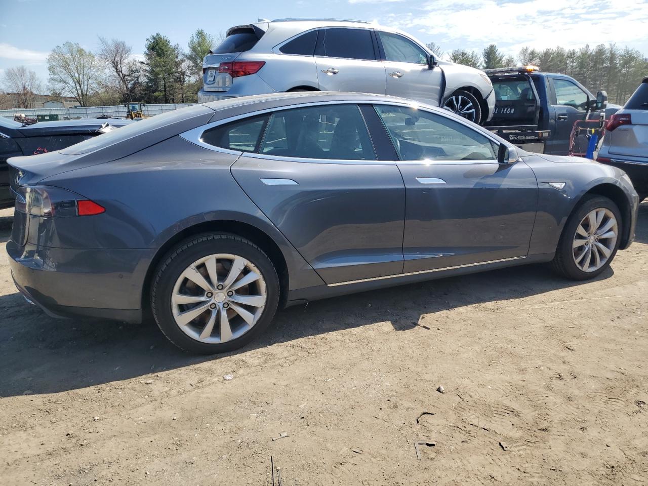 5YJSA1H25FFP54734  tesla model s 2015 IMG 2