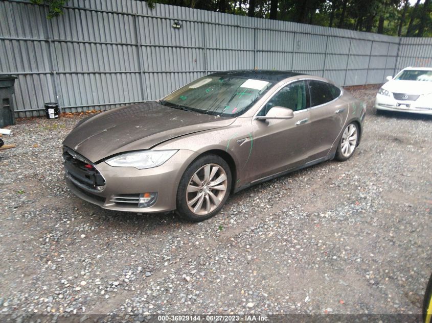 5YJSA1H26FF095076  tesla model s 2015 IMG 1