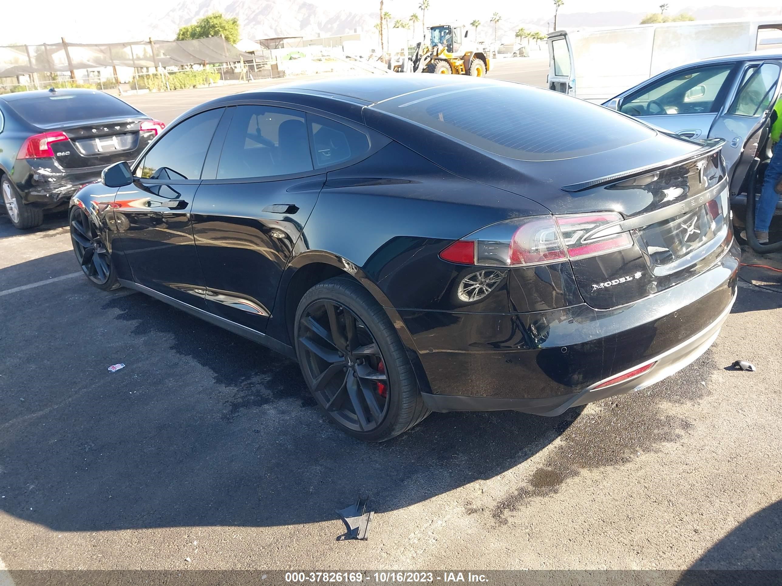 5YJSA1H40FF086049  tesla model s 2015 IMG 2