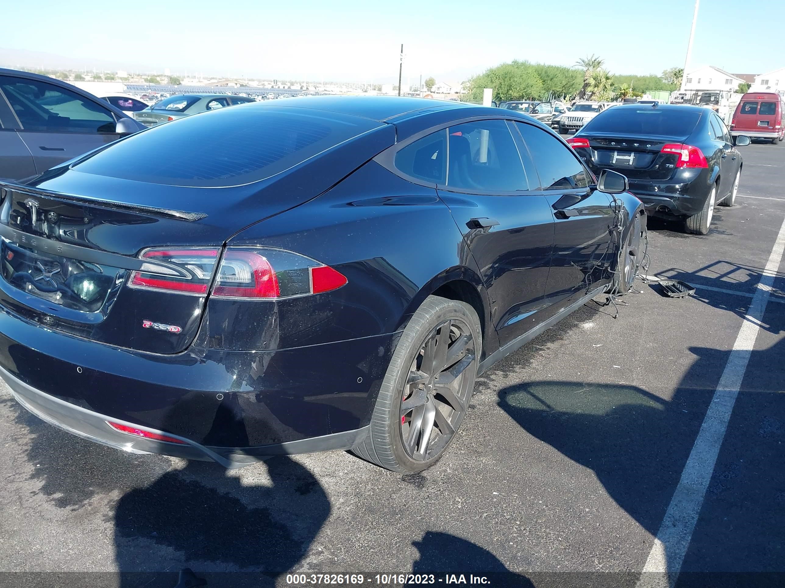 5YJSA1H40FF086049  tesla model s 2015 IMG 3