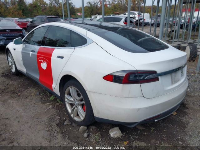 5YJSA1H4XFF081070  tesla model s 2015 IMG 2