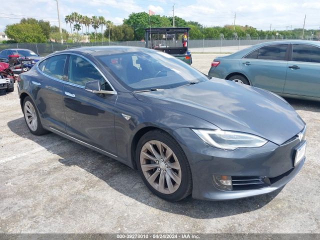 5YJSA1E14GF144563  tesla model s 2016 IMG 0