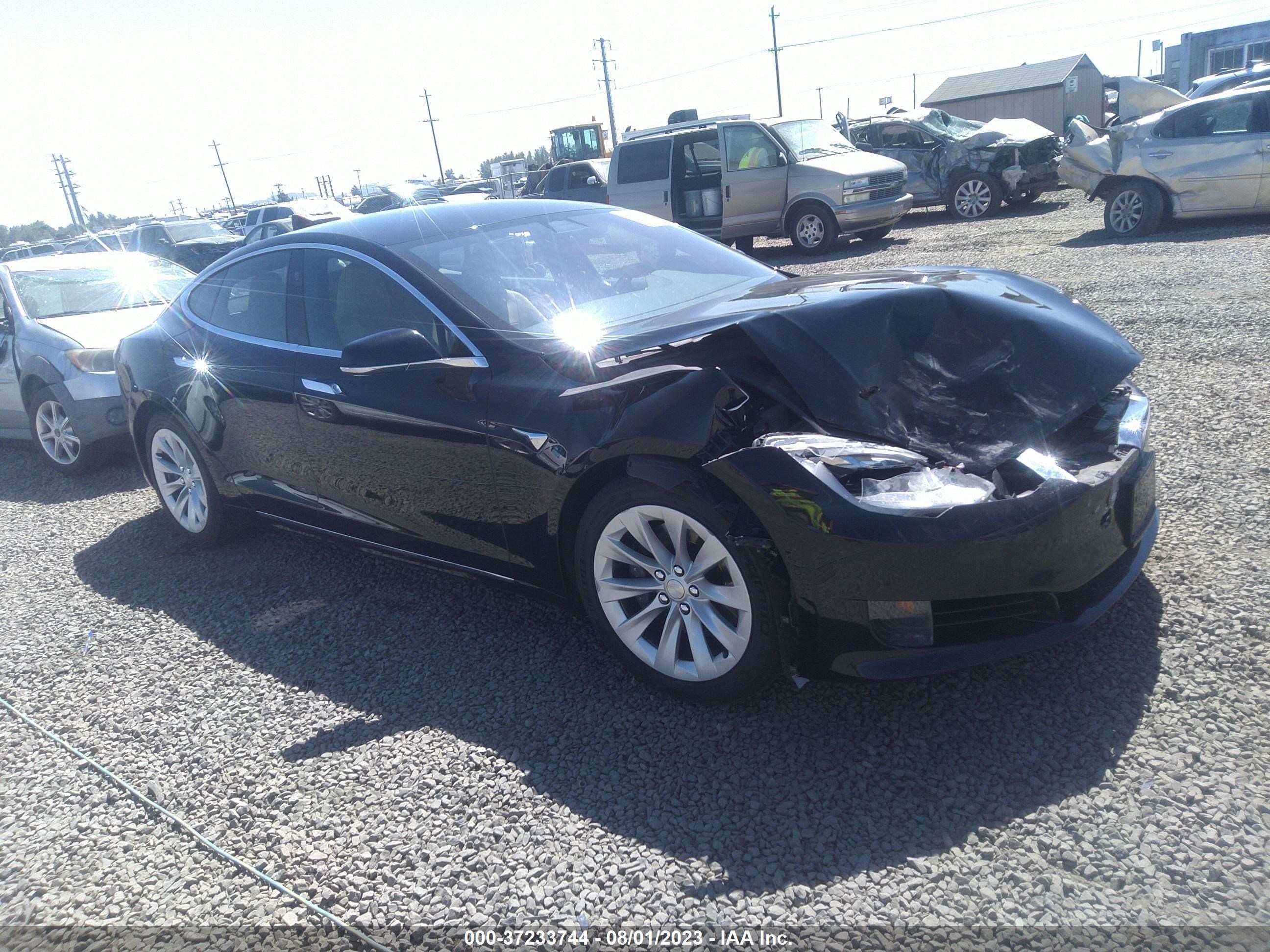 5YJSA1E19GF164887  tesla model s 2016 IMG 0