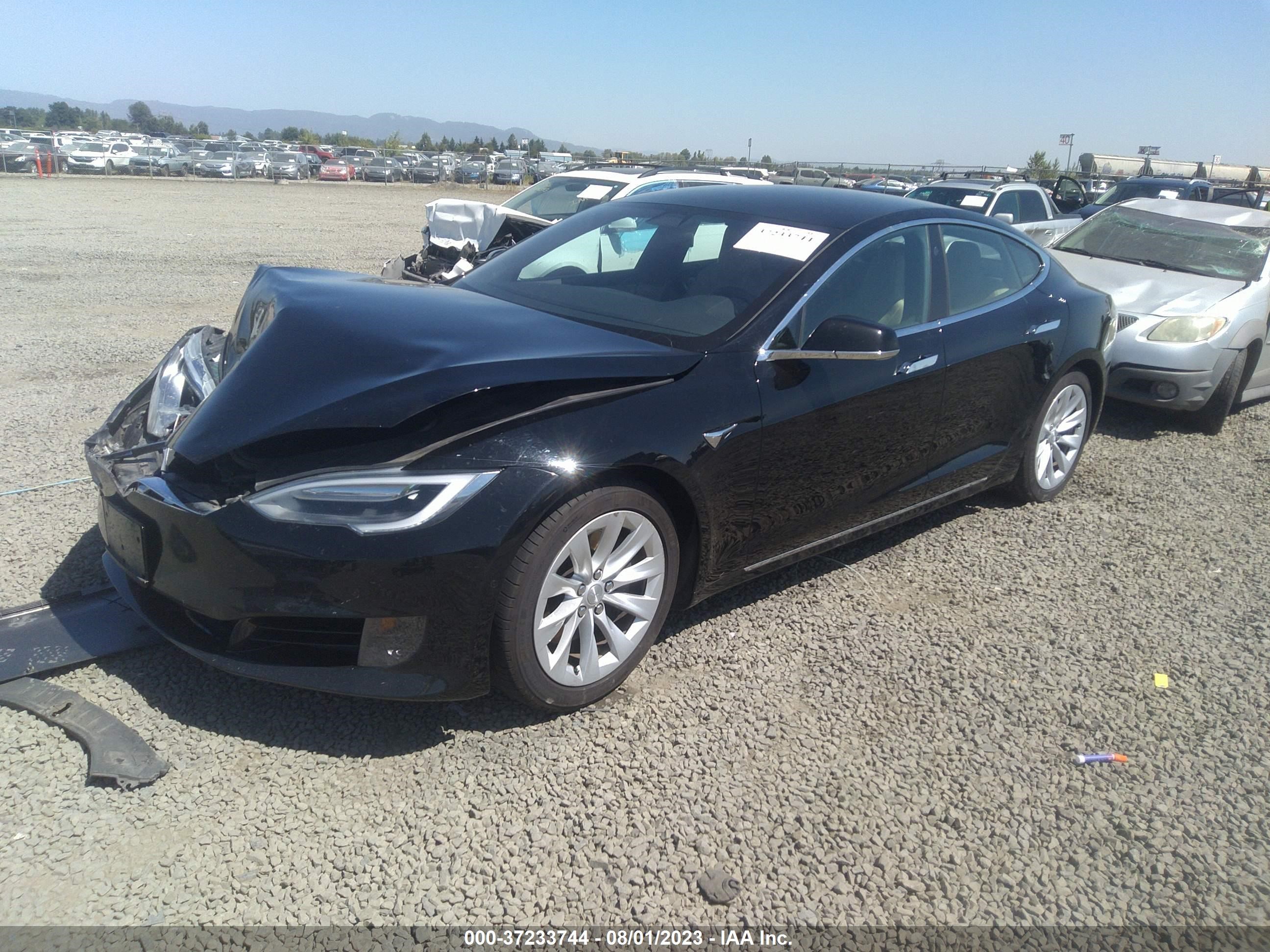 5YJSA1E19GF164887  tesla model s 2016 IMG 1