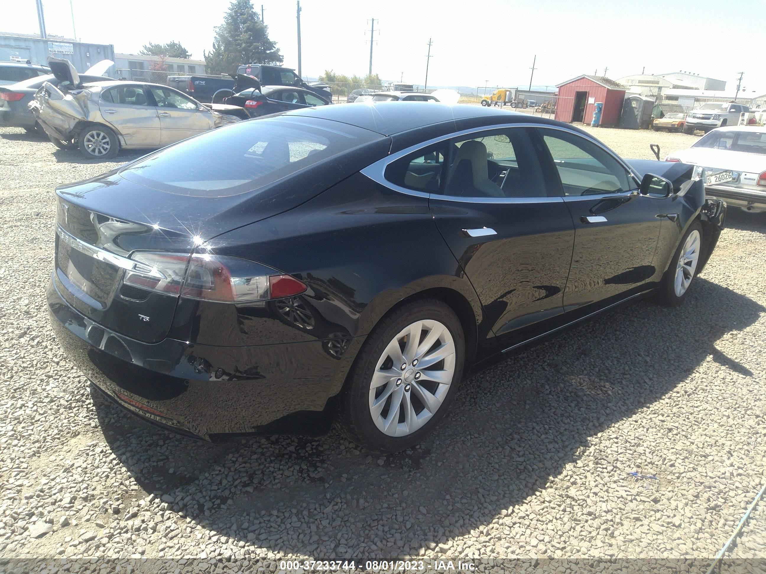 5YJSA1E19GF164887  tesla model s 2016 IMG 3