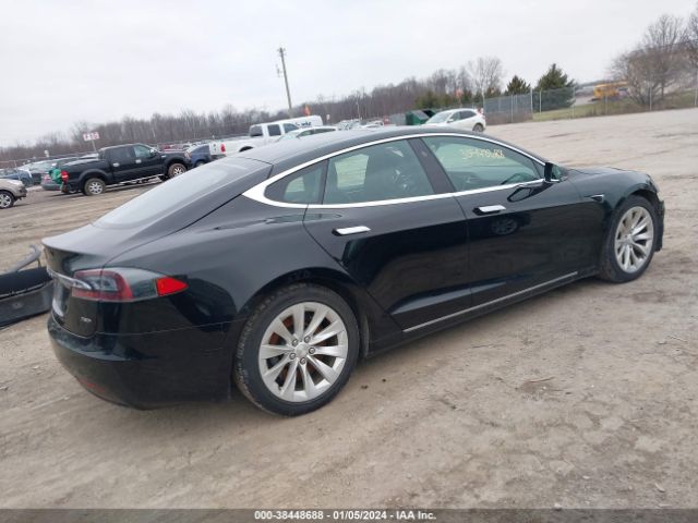 5YJSA1E22GF167882  tesla model s 2016 IMG 3