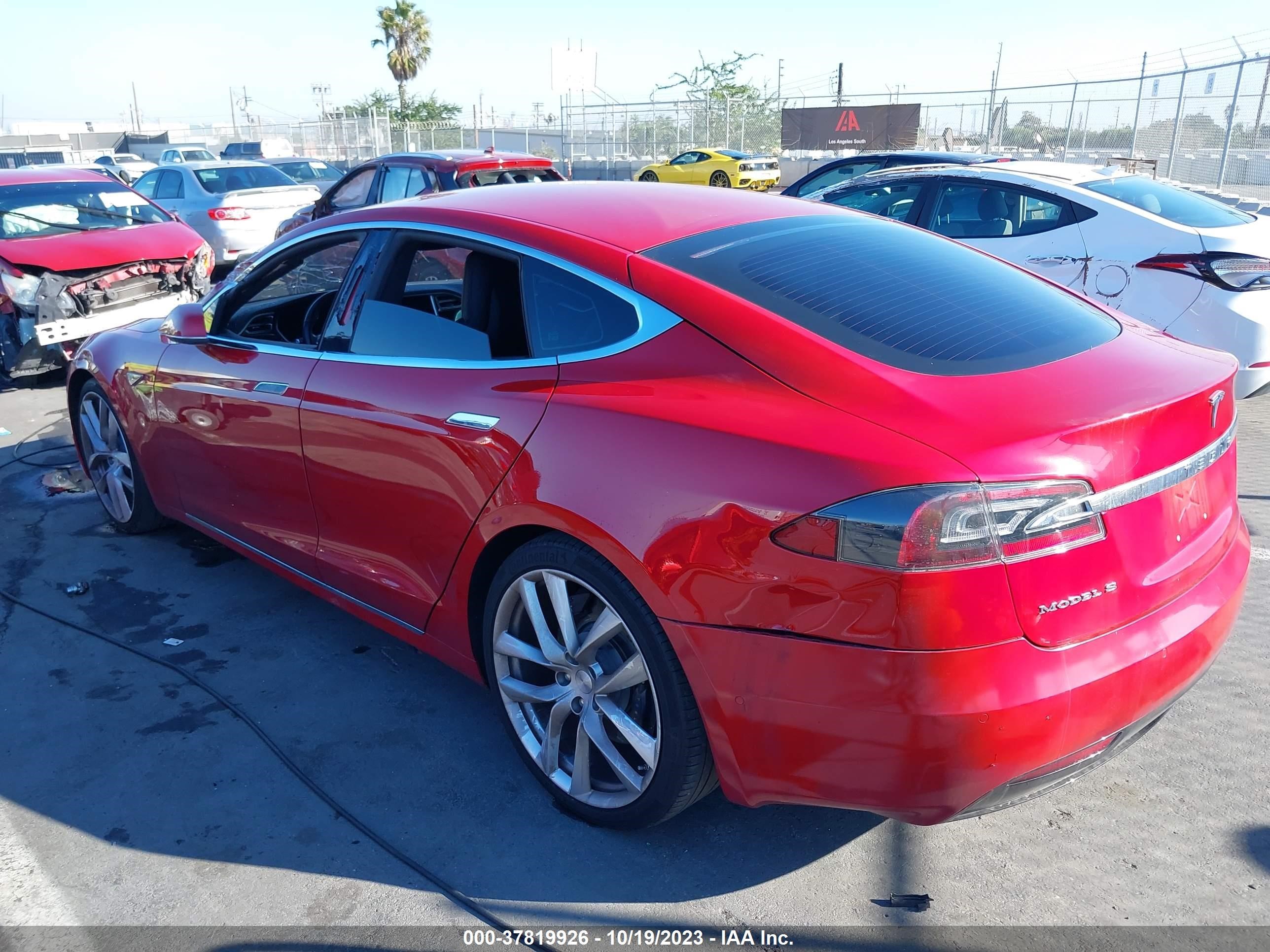 5YJSA1E23GF142943  tesla model s 2016 IMG 2