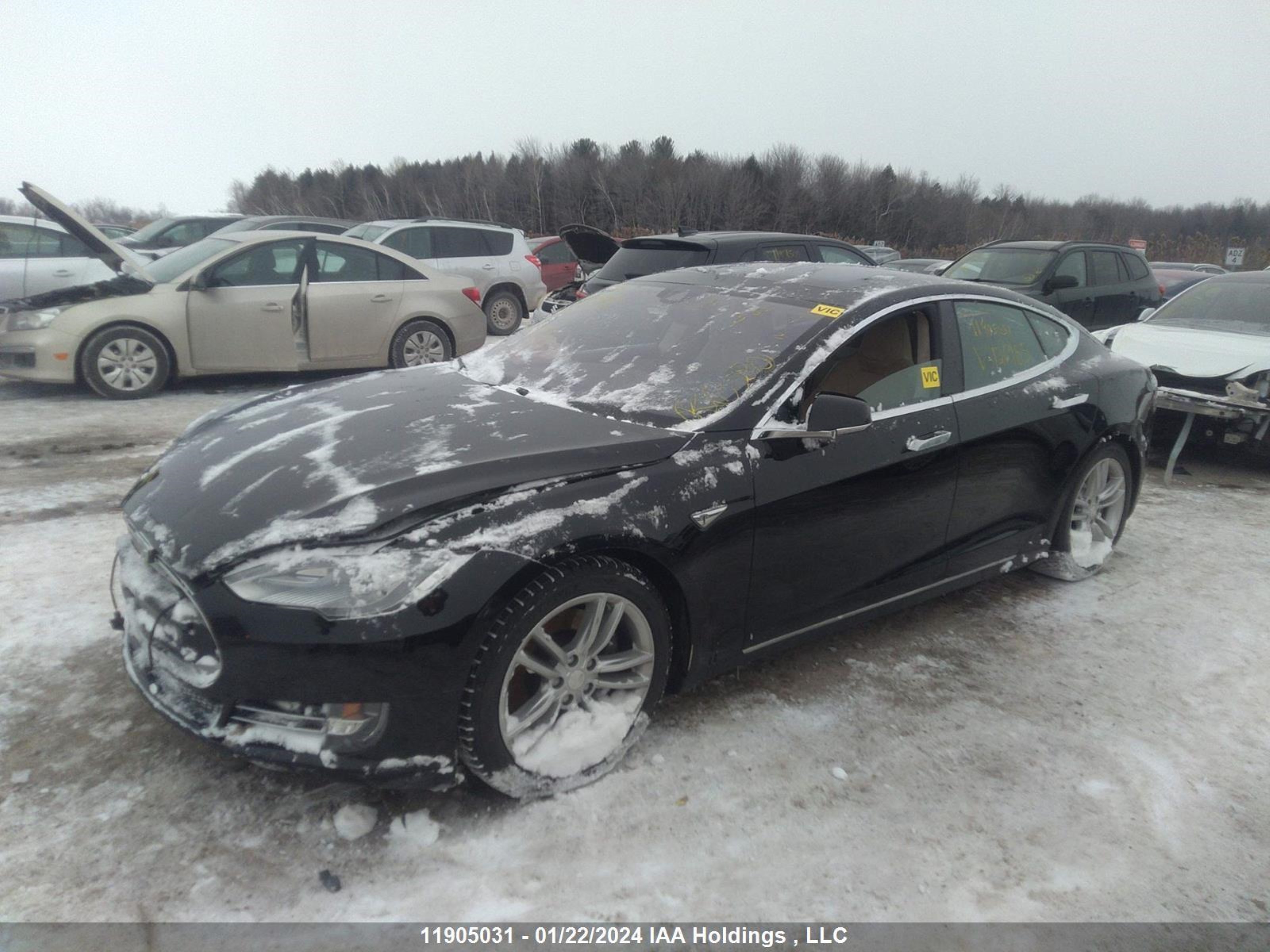 5YJSA1E25GF126985  tesla model s 2016 IMG 1