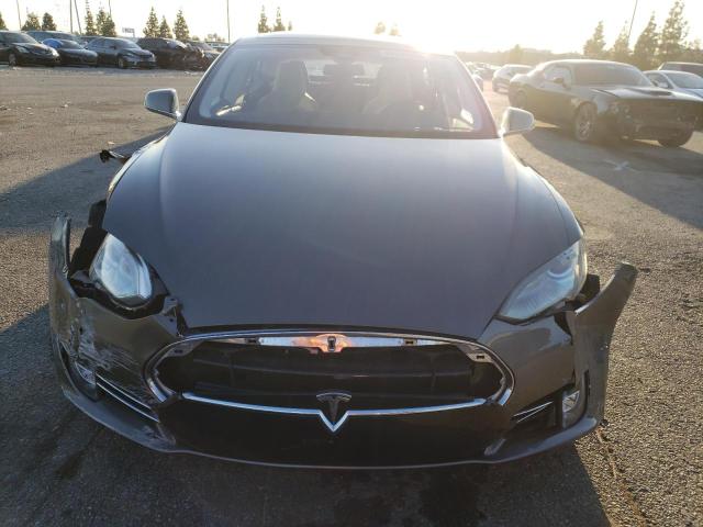 5YJSA1E25GF129384  tesla model s 2016 IMG 4