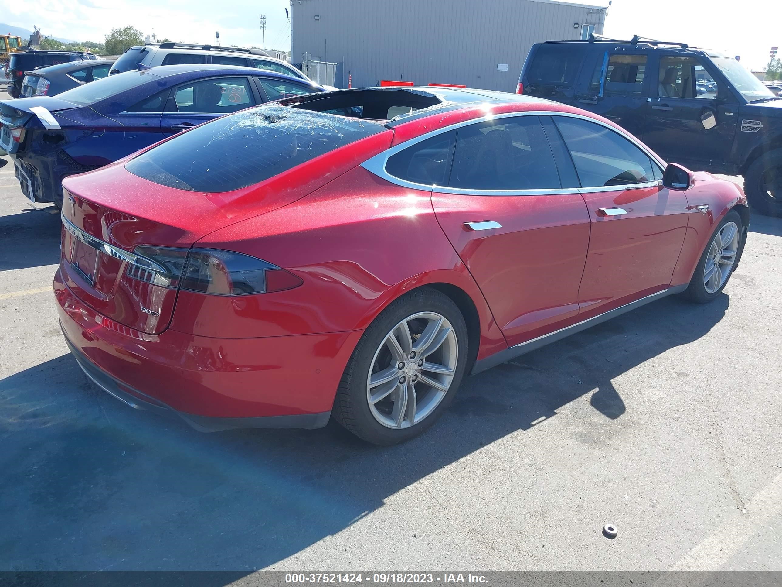 5YJSA1E25GF131152  tesla model s 2016 IMG 3