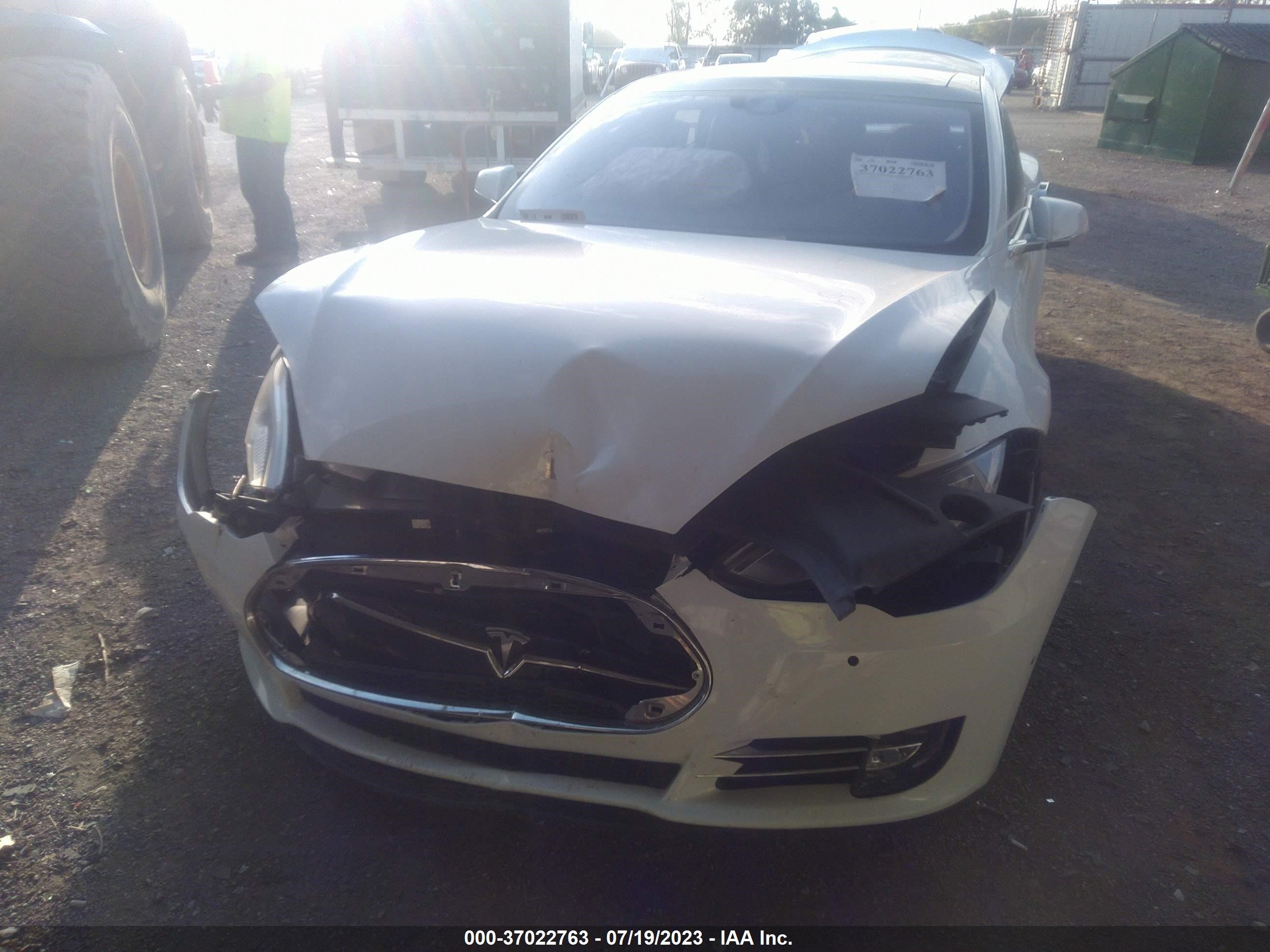 5YJSA1E25GF135377  tesla model s 2016 IMG 5