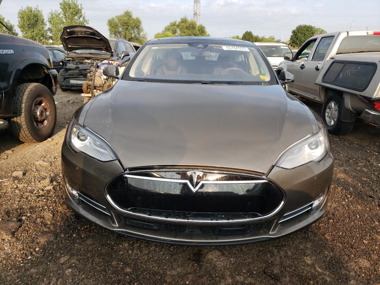 5YJSA1E29GF124169  tesla model s 2016 IMG 4