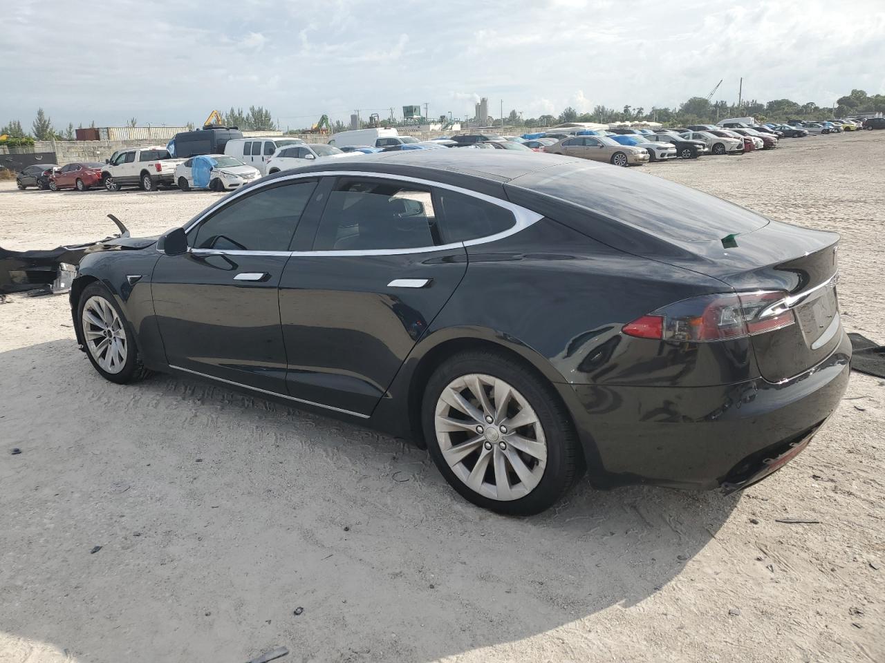 5YJSA1E2XGF168584  tesla model s 2016 IMG 1