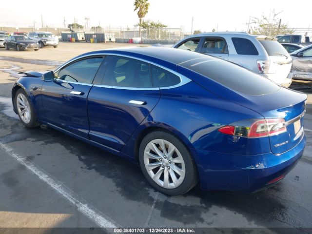 5YJSA1E16HF220320  tesla model s 2017 IMG 2