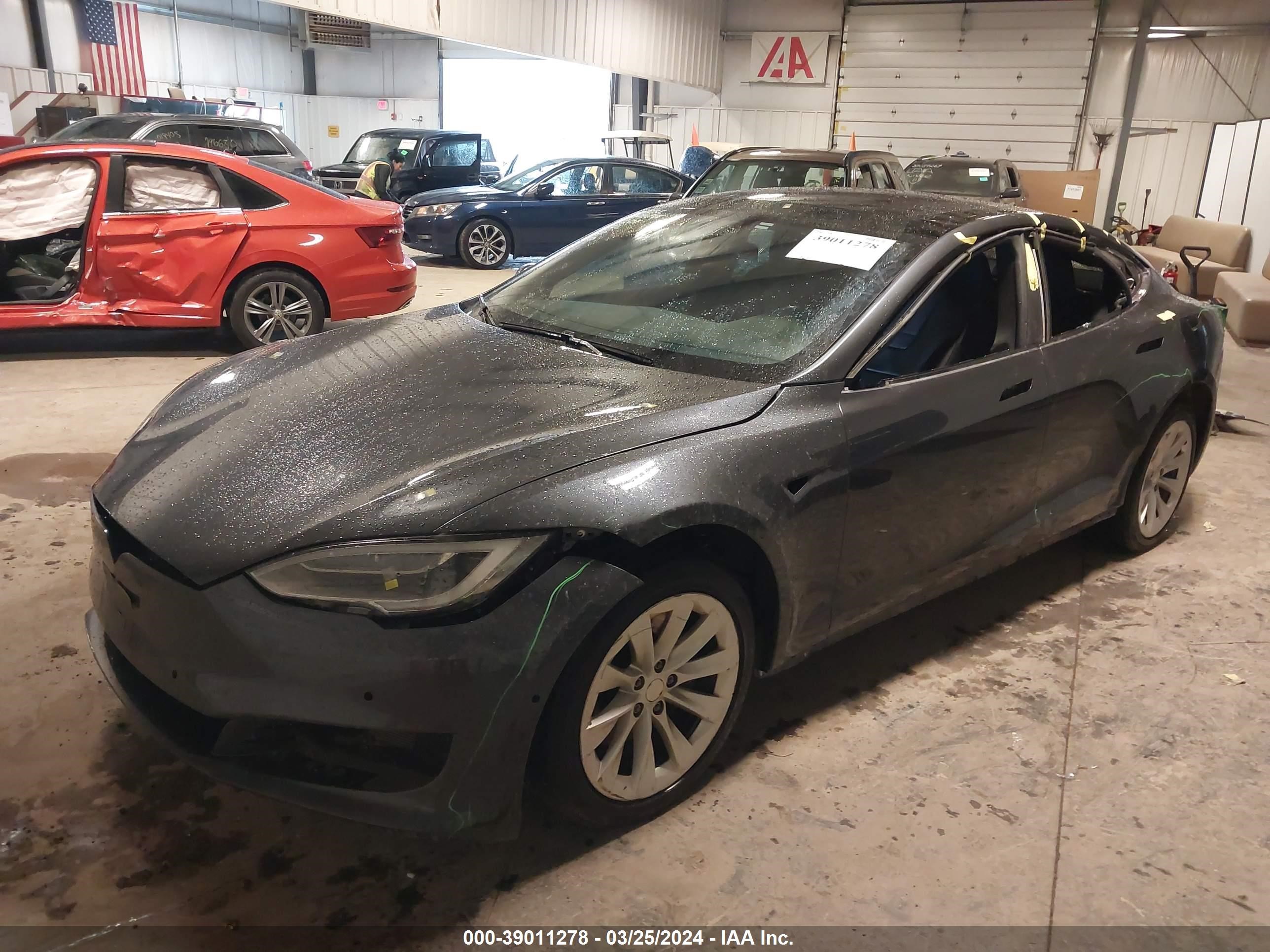 5YJSA1E20HF191437  tesla model s 2017 IMG 1