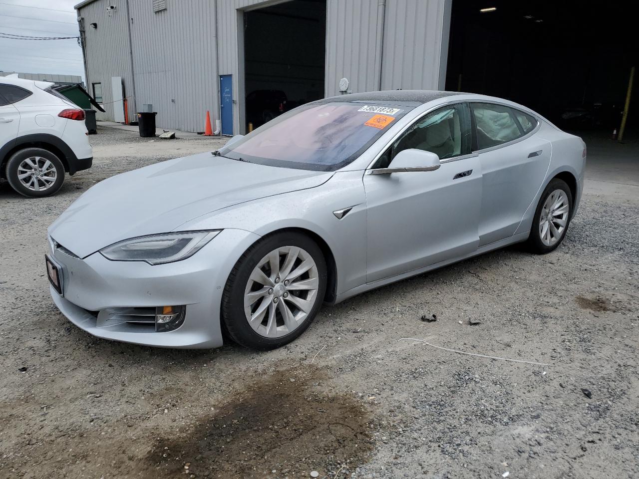 5YJSA1E20HF217132  tesla model s 2017 IMG 0