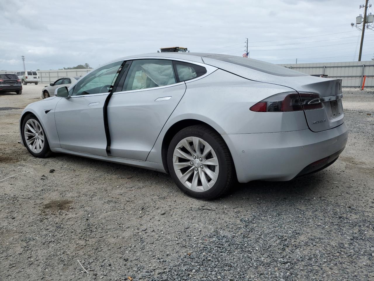 5YJSA1E20HF217132  tesla model s 2017 IMG 1