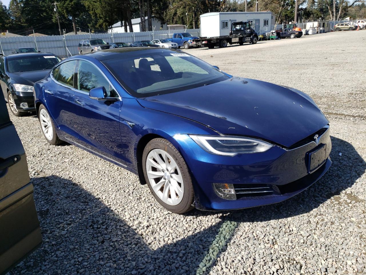 5YJSA1E21HF216684  tesla model s 2017 IMG 3