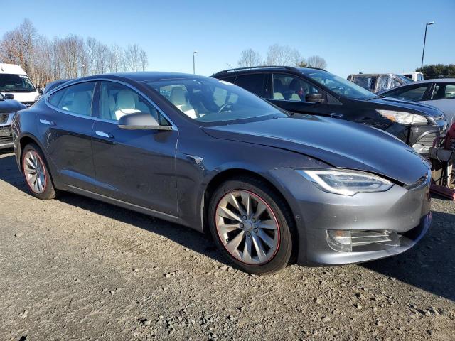 5YJSA1E25HF229826  tesla model s 2017 IMG 3