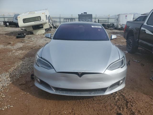 5YJSA1E26HF226045  tesla model s 2017 IMG 4