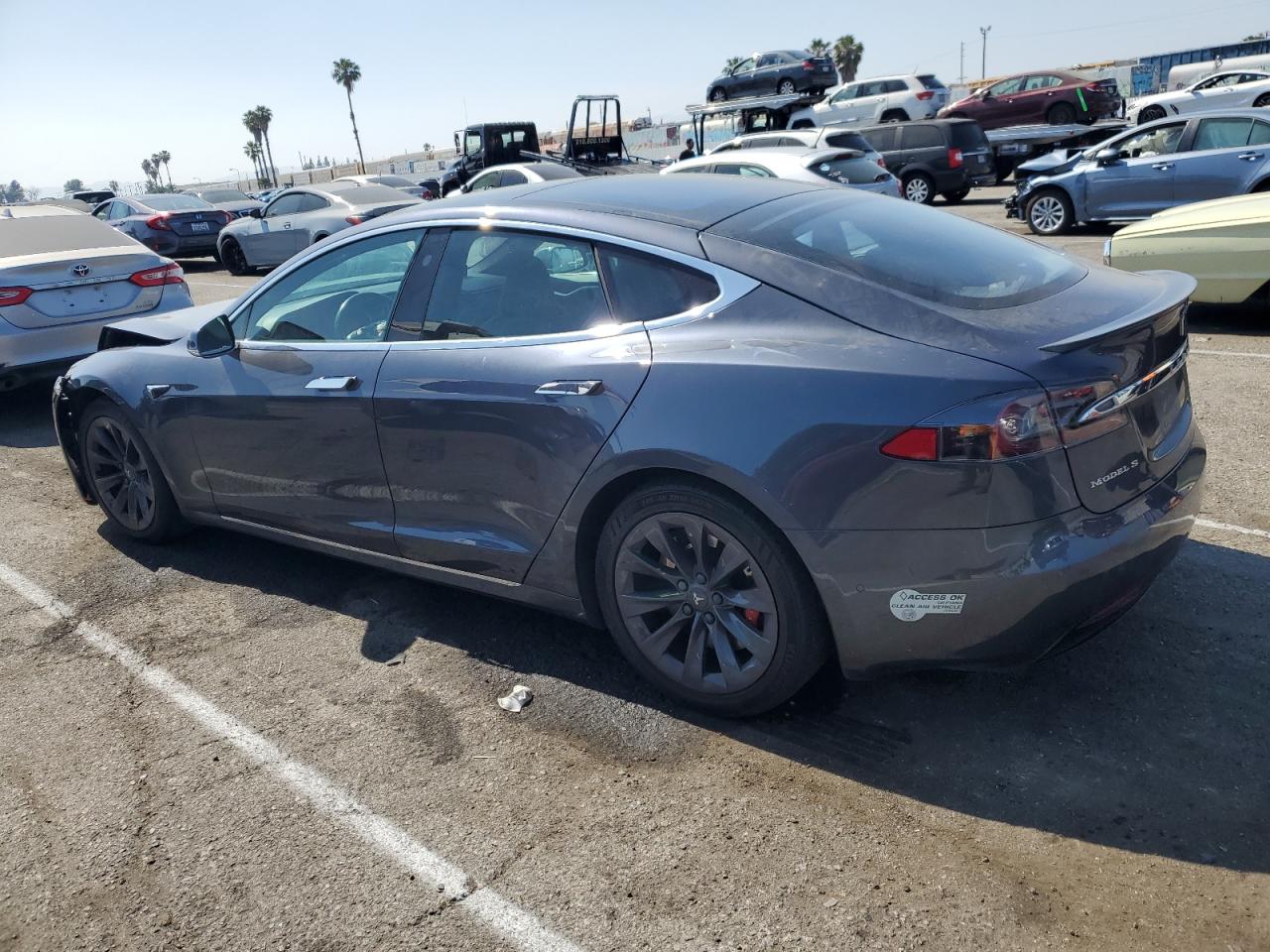 5YJSA1E43HF233004  tesla model s 2017 IMG 1