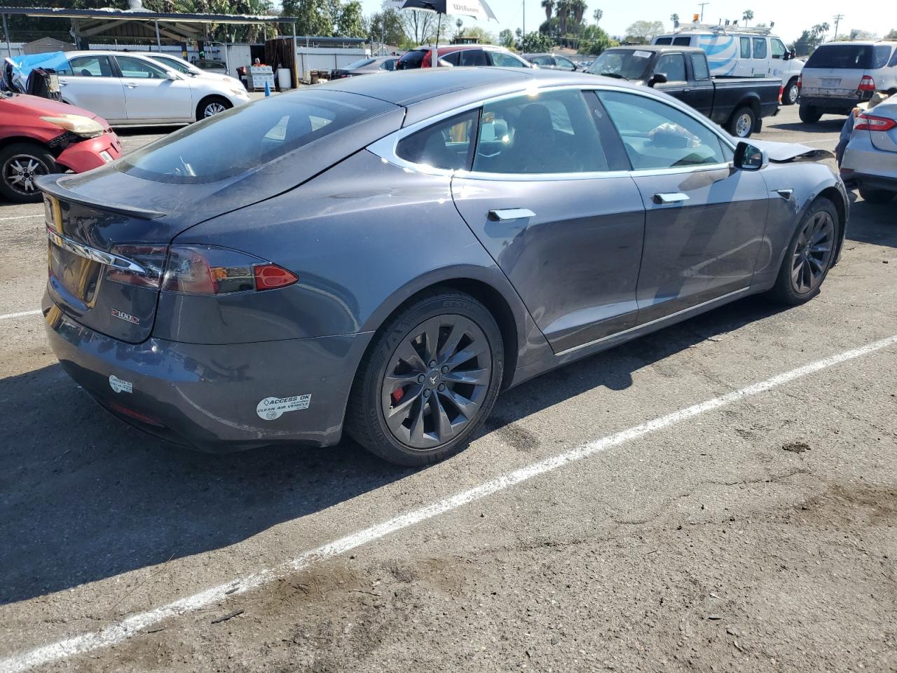 5YJSA1E43HF233004  tesla model s 2017 IMG 2