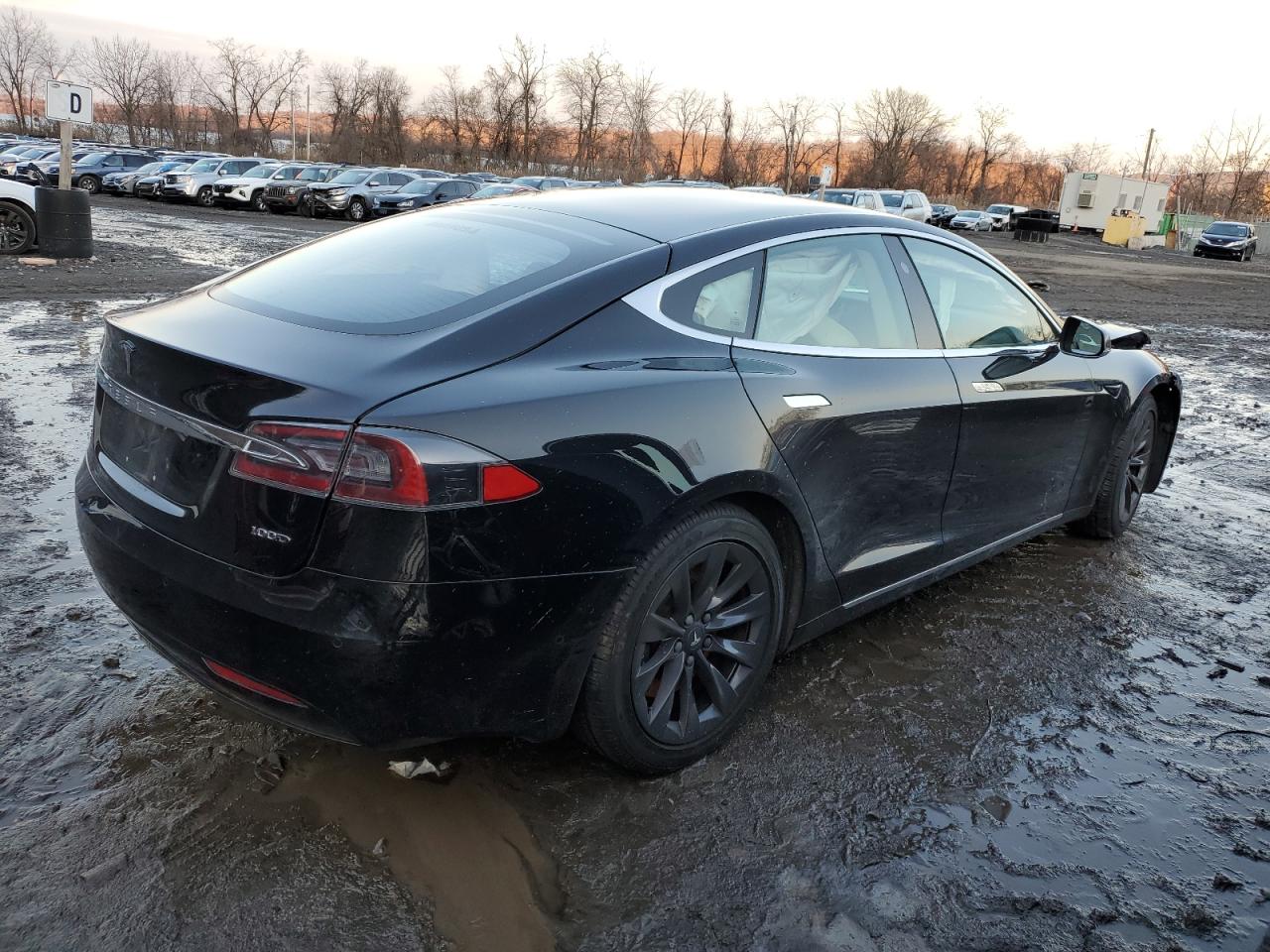 5YJSA1E20JF259502  tesla model s 2018 IMG 2