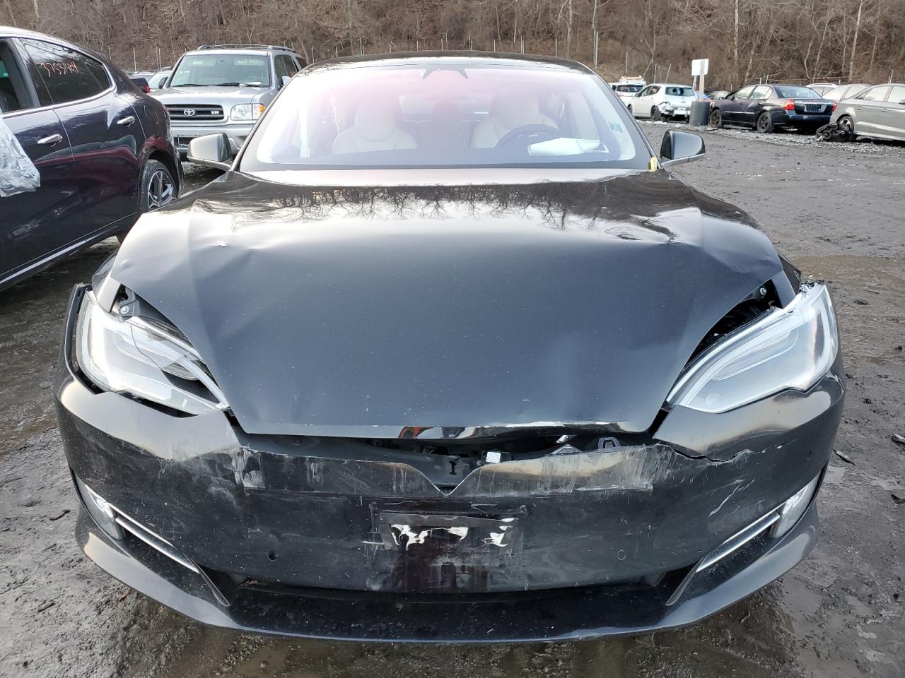 5YJSA1E20JF259502  tesla model s 2018 IMG 4