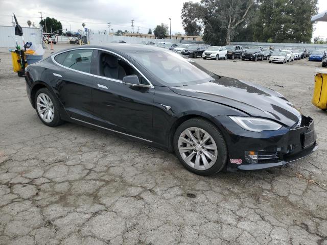 5YJSA1E20JF261556  tesla model s 2018 IMG 3