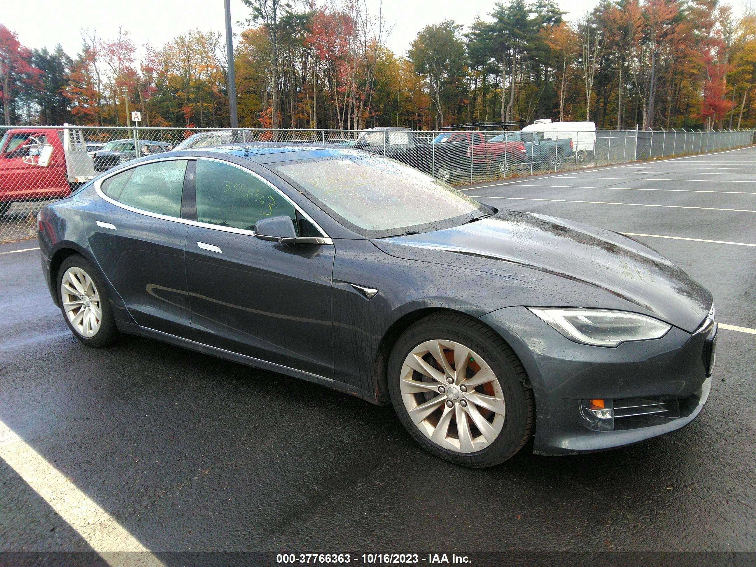 5YJSA1E20JF266434  tesla model s 2018 IMG 0