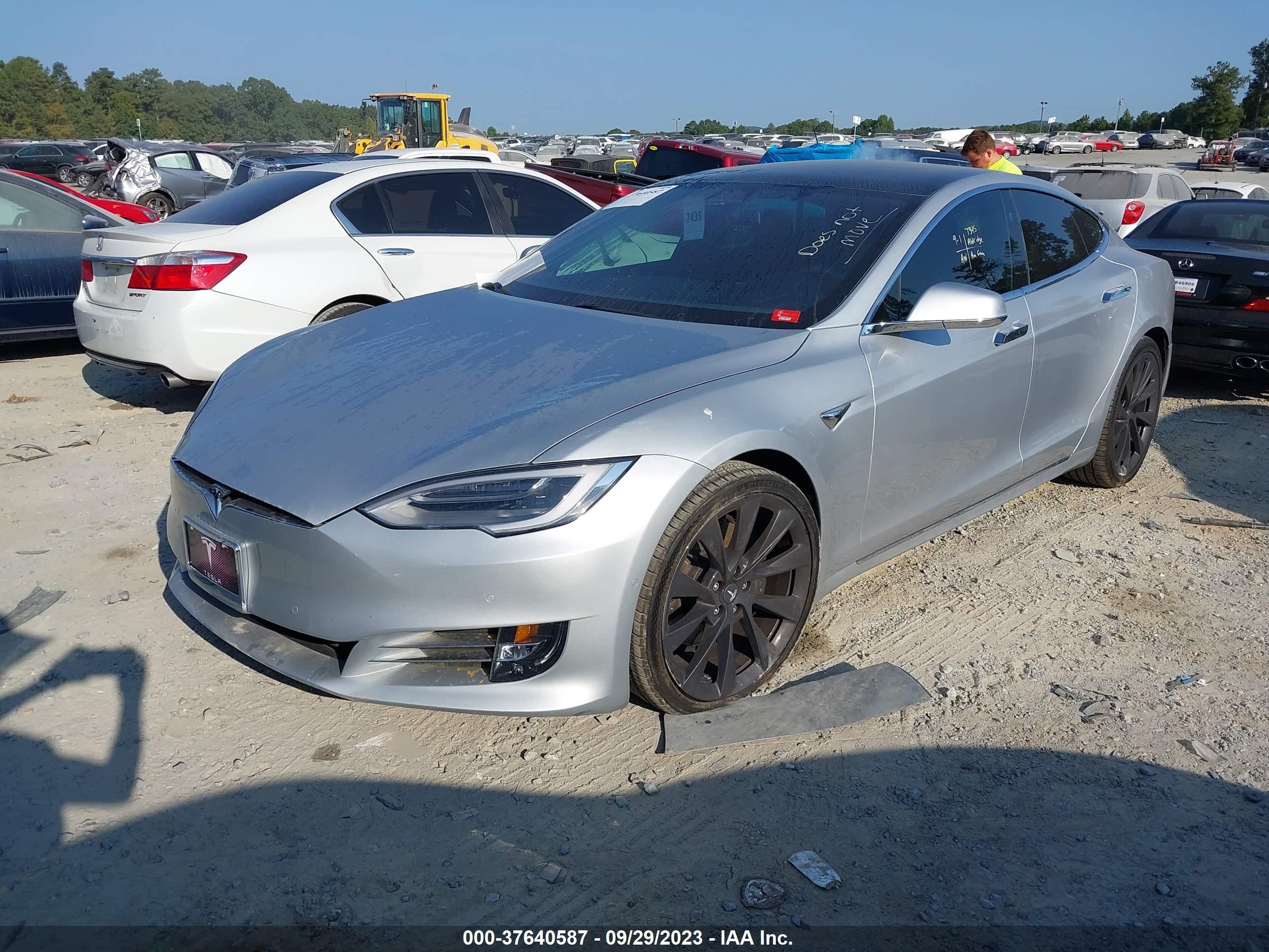 5YJSA1E20JF267857  tesla model s 2018 IMG 1