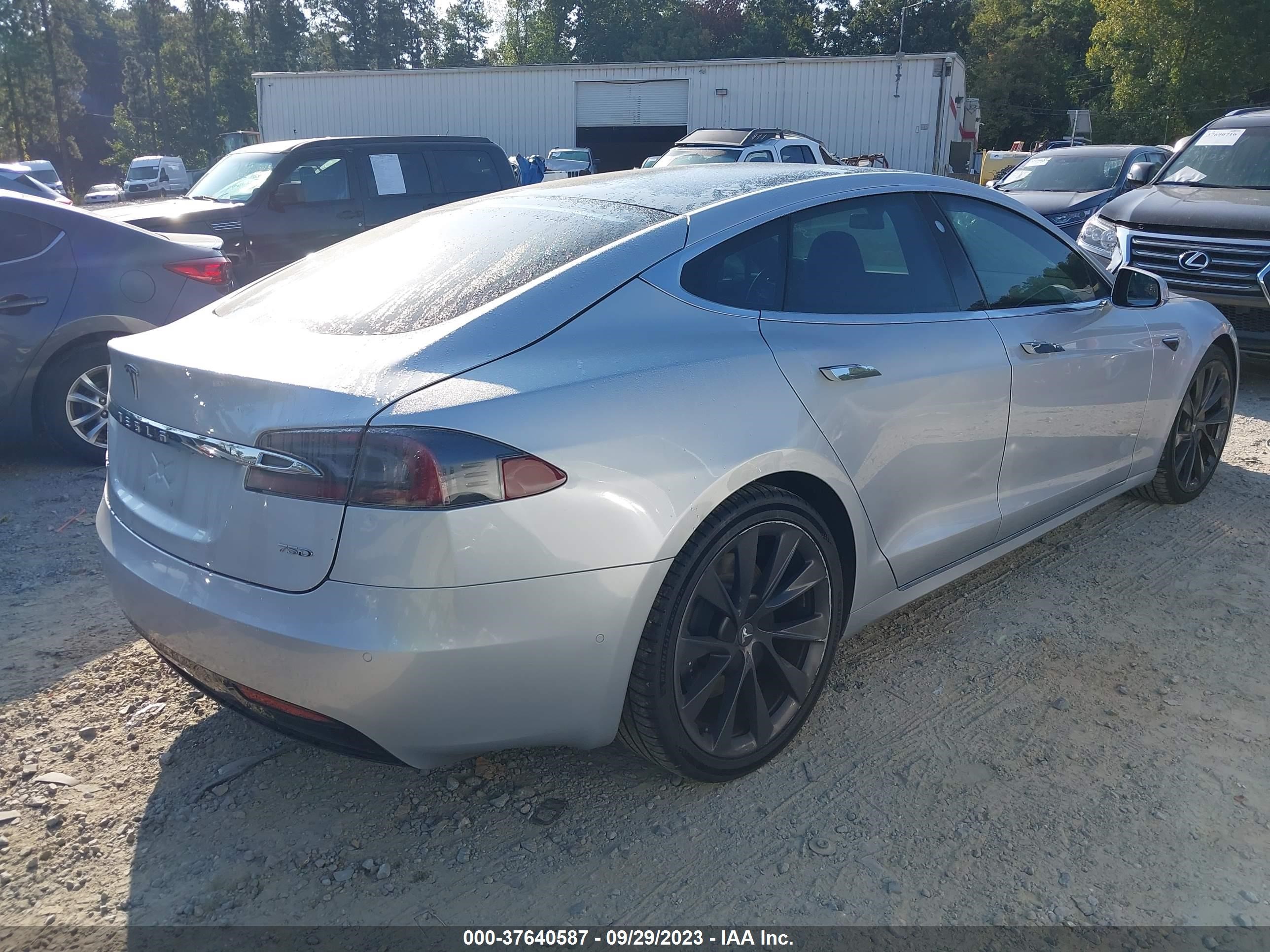 5YJSA1E20JF267857  tesla model s 2018 IMG 3