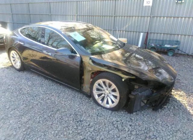 5YJSA1E21JF275305  tesla model s 2018 IMG 0