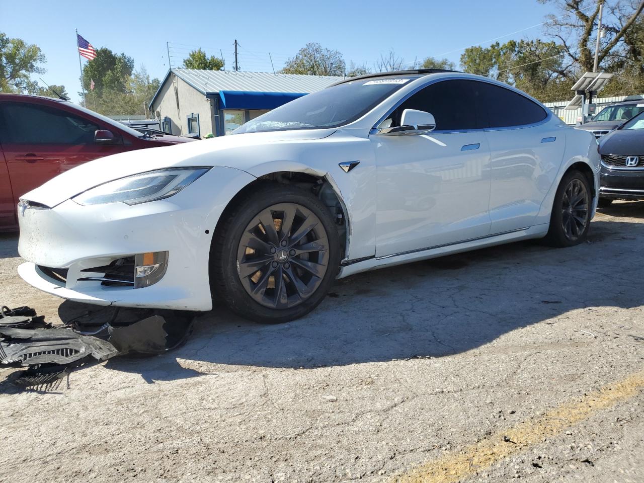 5YJSA1E24JF247563  tesla model s 2018 IMG 0