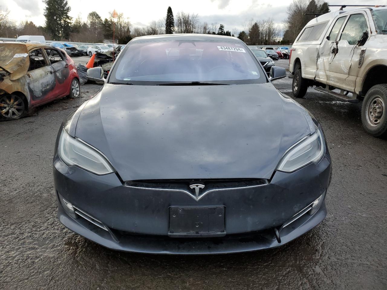 5YJSA1E24JF249605  tesla model s 2018 IMG 4