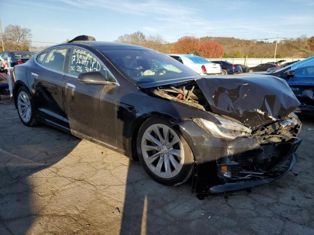 5YJSA1E25JF261097  tesla model s 2018 IMG 3