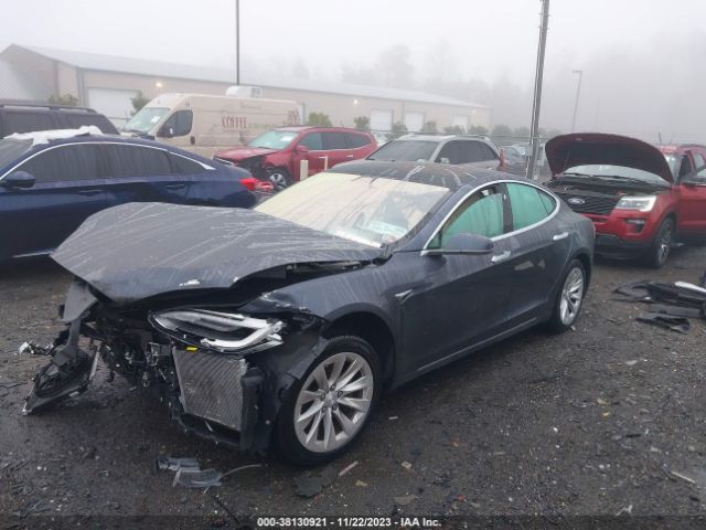 5YJSA1E26JF243501  tesla model s 2018 IMG 1