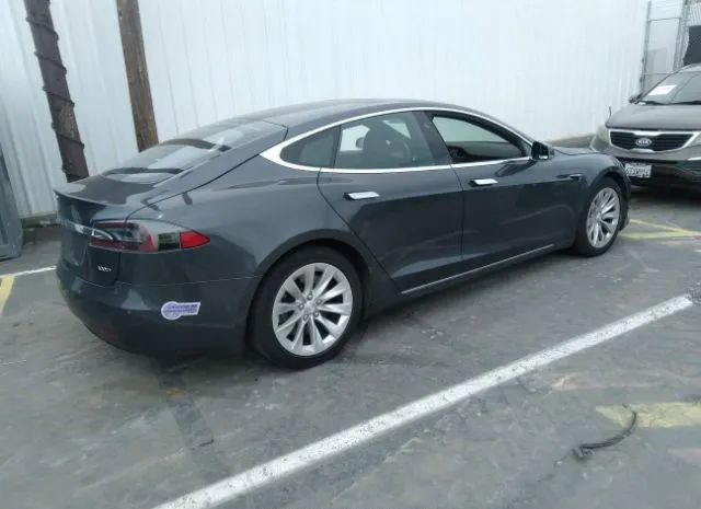 5YJSA1E26JF265644  tesla model s 2018 IMG 3