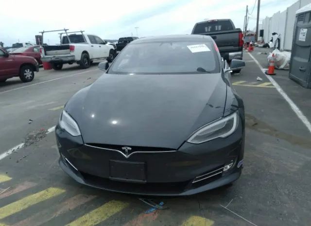 5YJSA1E26JF265644  tesla model s 2018 IMG 5