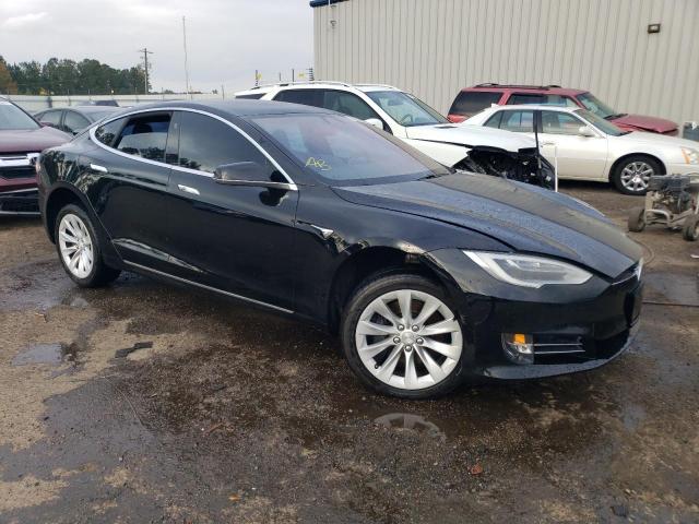 5YJSA1E27JF294022  tesla model s 2018 IMG 3