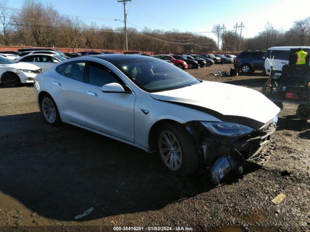 5YJSA1E28JF297799  tesla model s 2018 IMG 0