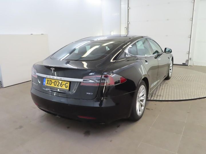 5YJSA7E21JF285061  tesla model s 2018 IMG 2