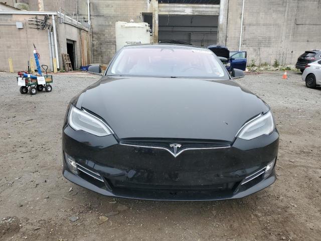 5YJSA1E22KF301461  tesla model s 2019 IMG 4