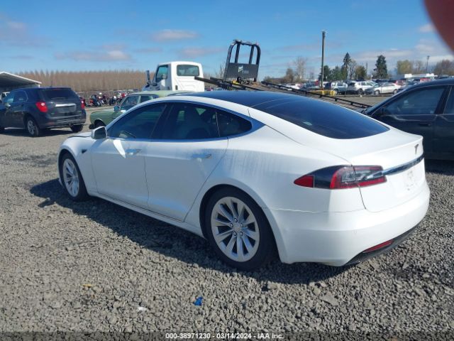 5YJSA1E29LF361402  tesla model s 2020 IMG 2