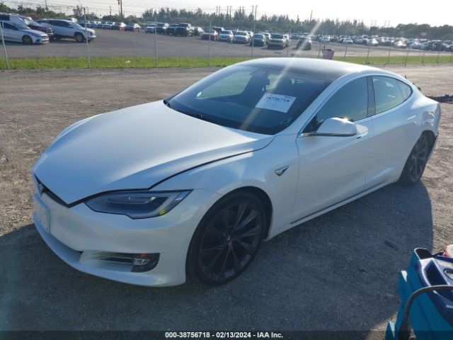 5YJSA1E2XKF305645  tesla model s 2019 IMG 1