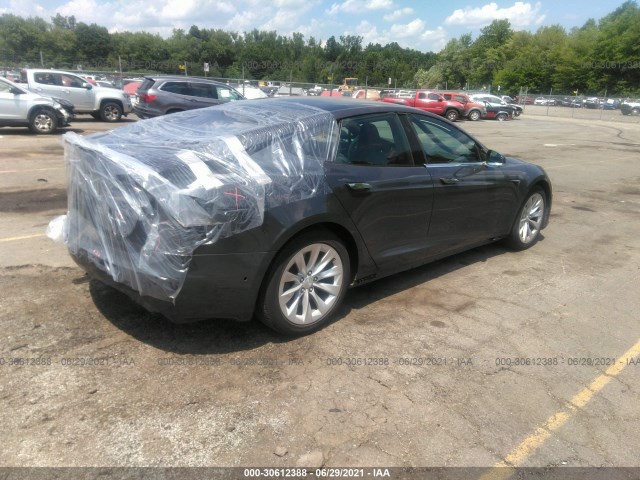 5YJSA1E2XKF312756  tesla model s 2019 IMG 3