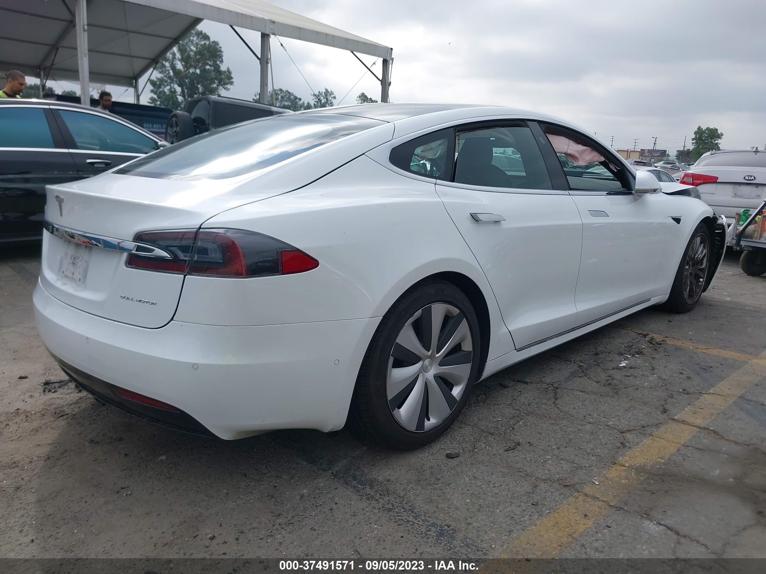 5YJSA1E21MF427460  tesla model s 2021 IMG 3